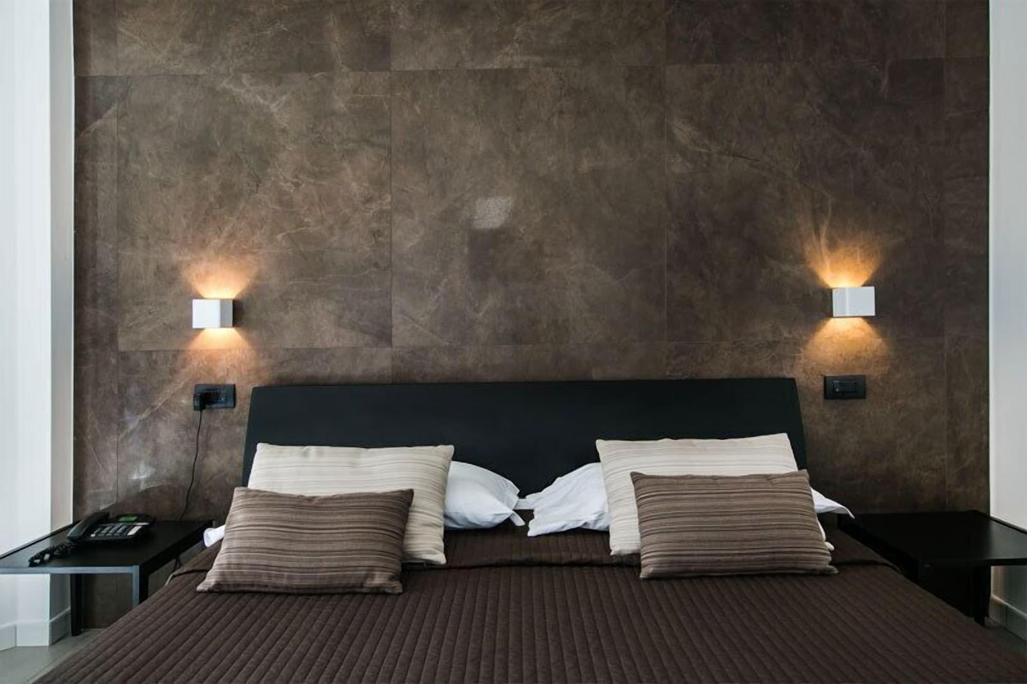 Mediterranea Hotel & Convention Center Salerno Bagian luar foto