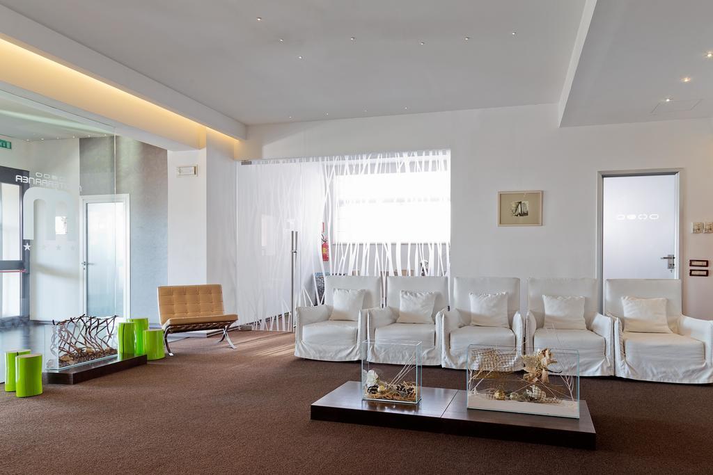 Mediterranea Hotel & Convention Center Salerno Bagian luar foto