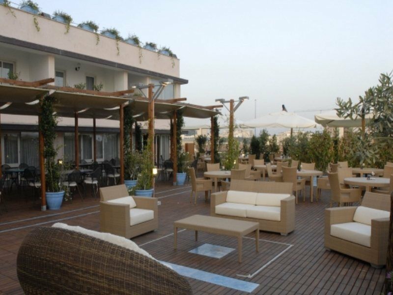 Mediterranea Hotel & Convention Center Salerno Bagian luar foto